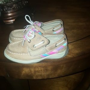 Toddler girls' shoes
